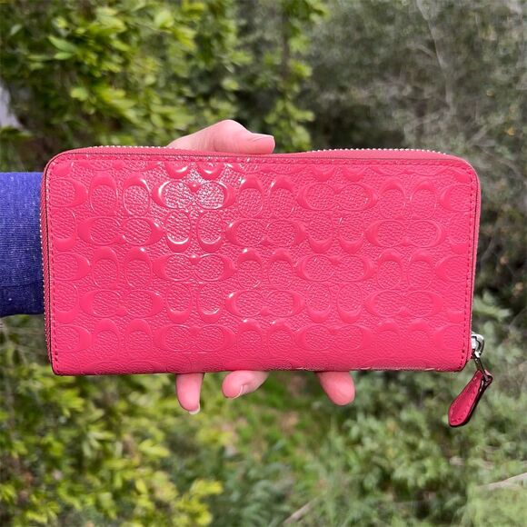 COACH Long Zip-Around Wallet Pink Embossed Leather w Gold Hardware AUTHENTIC - Picture 2 of 8